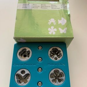 Creative Memories Meadow Micro Maker
